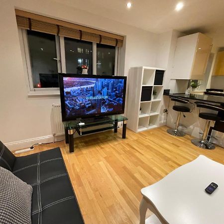 Beautiful & Luxurious Apartment In Richmond Ричмънд Екстериор снимка
